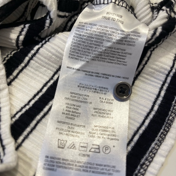 Volcom Tank Top XS - Picture 5 of 5